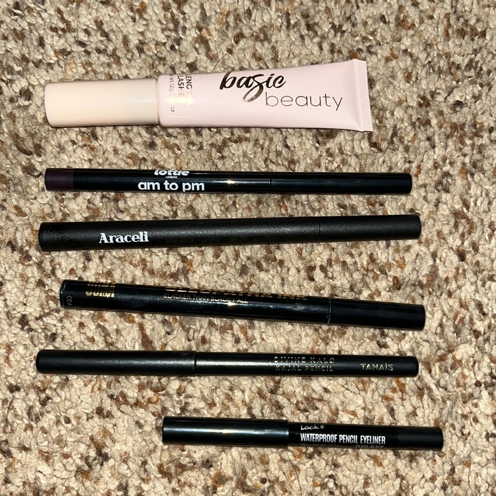 Various eyeliners And mascara
